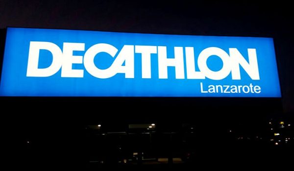 Rótulos de gran formato en Decathlon Lanzarote
